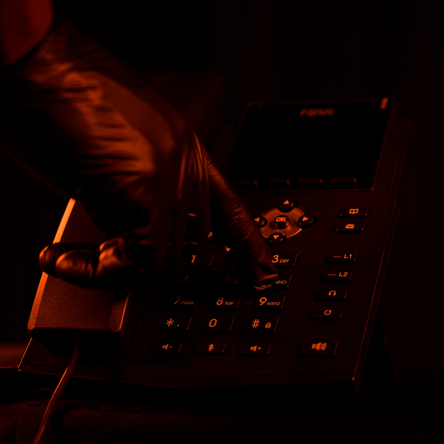 VOTRE ENTREPRISE AU CENTRE DE LA TÉLÉCOMMUNICATION